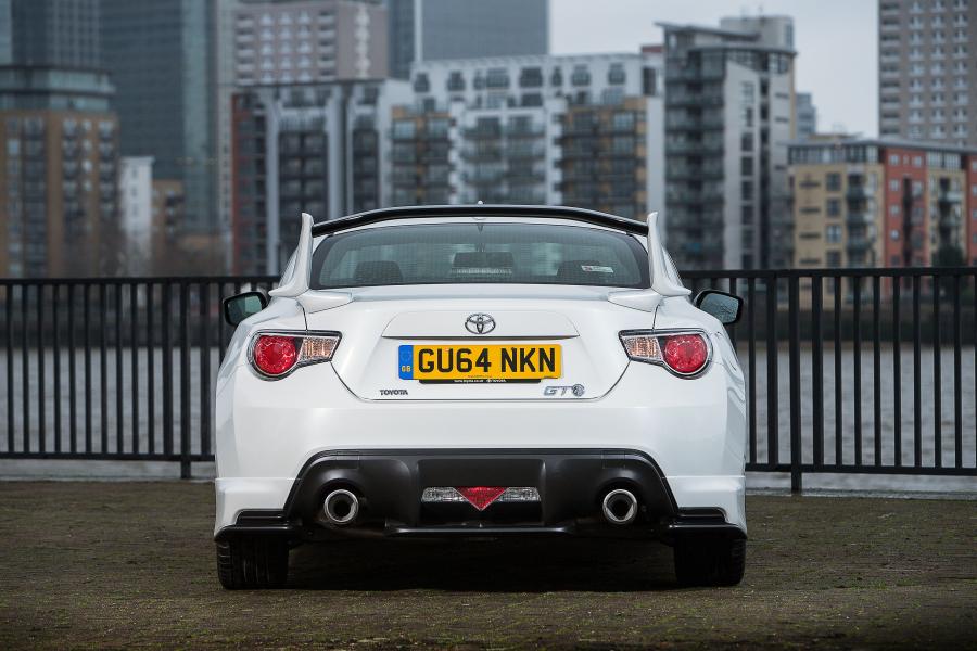  Toyota GT 86 Aero 2014 года  (фото 9 из 13)
